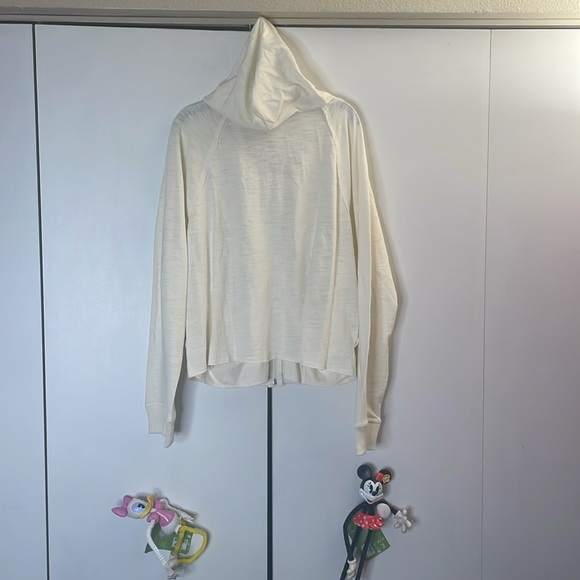 Sweater - Picture 8 of 8